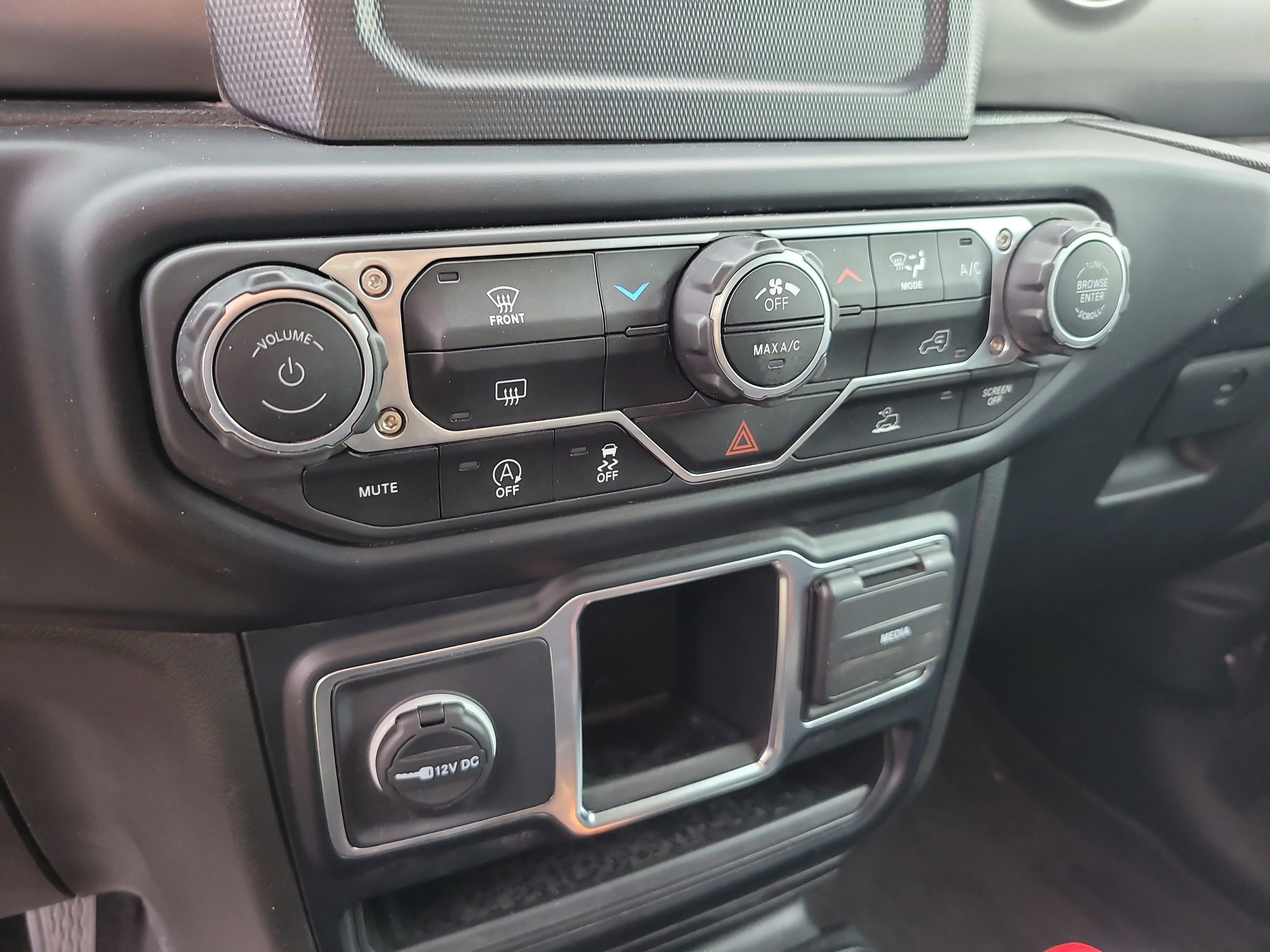 Used 2023 Black Clearcoat Jeep Sport image 24