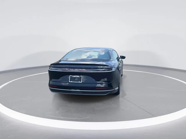 Used 2024  Lucid Touring image 7