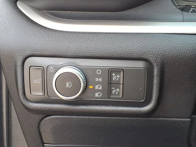 Used 2021 Gray Ford XLT image 21