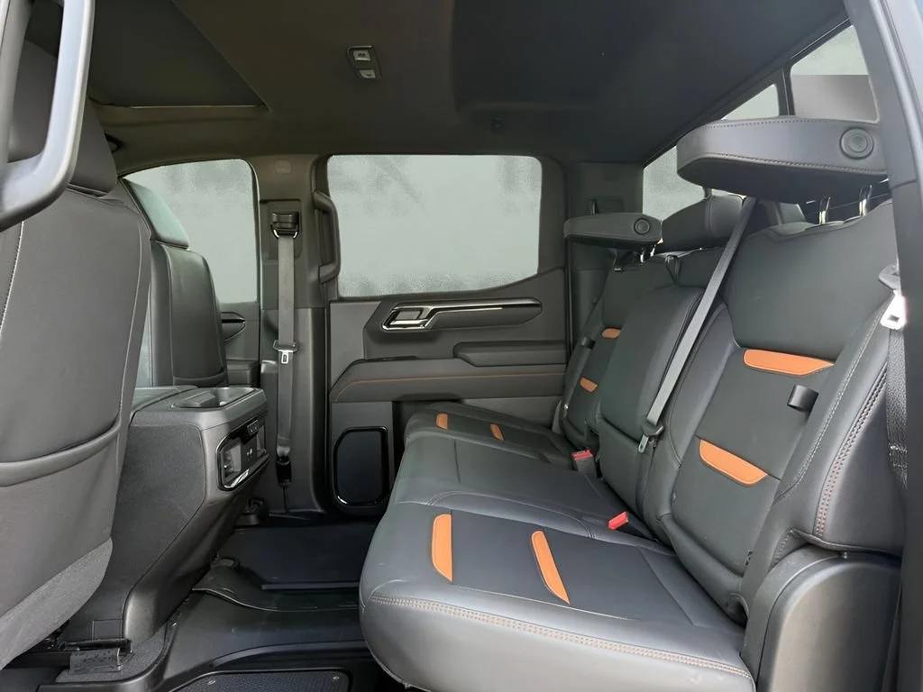 Used 2025 Onyx Black GMC AT4 image 30