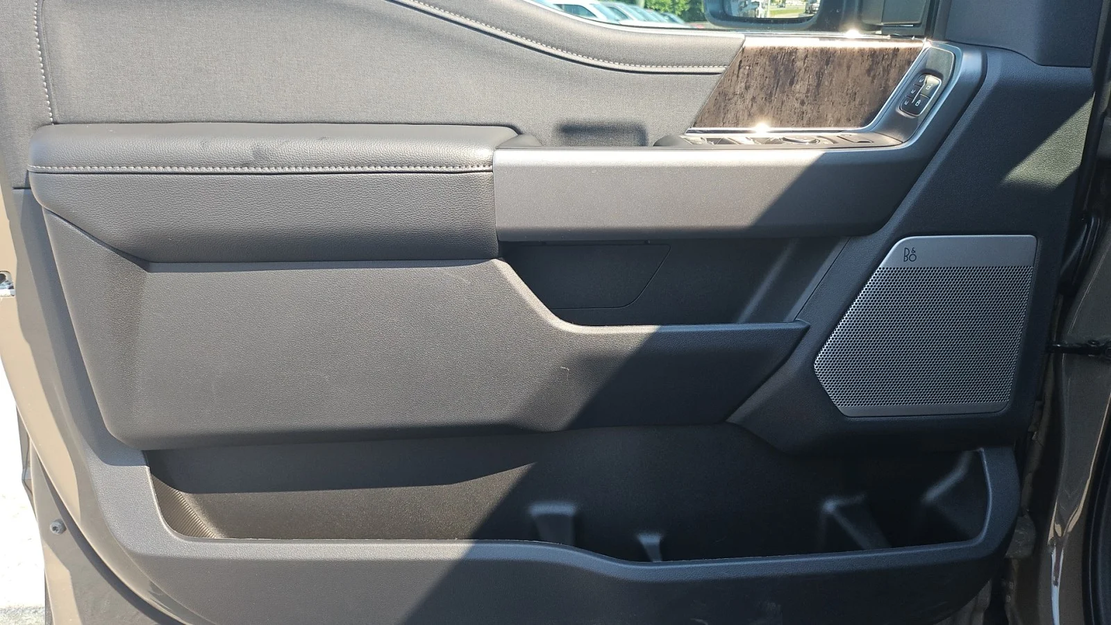 New 2026 Marsh Gray Ford Lariat 4WD image 13