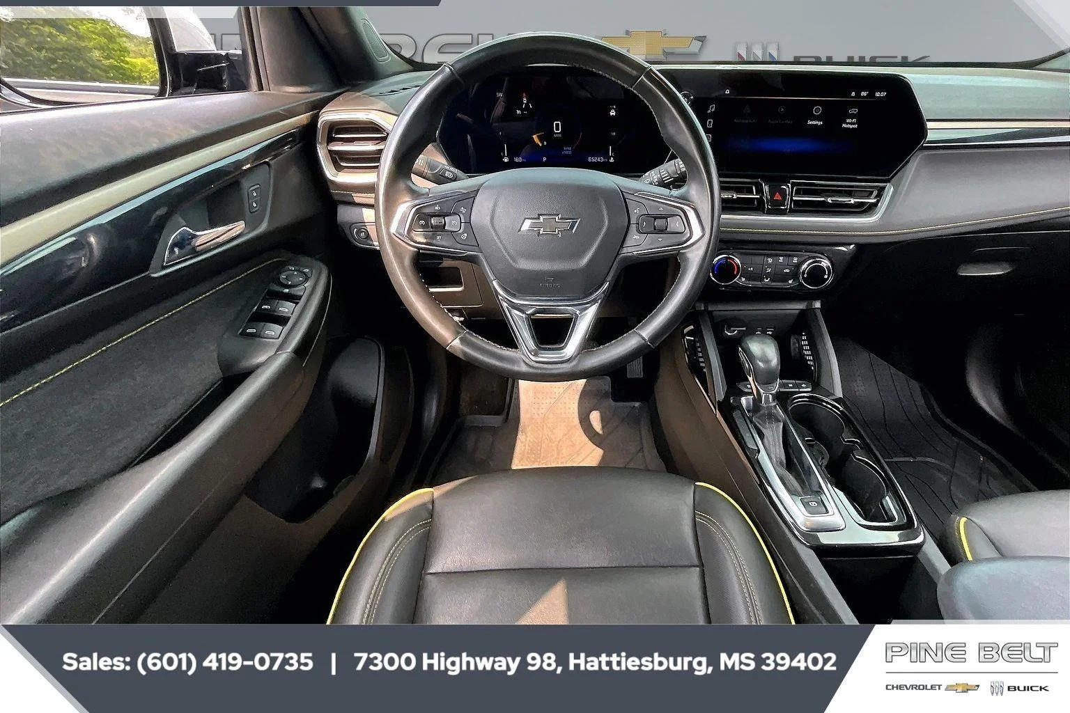 Used 2024 Mosaic Black Metallic Chevrolet ACTIV image 5