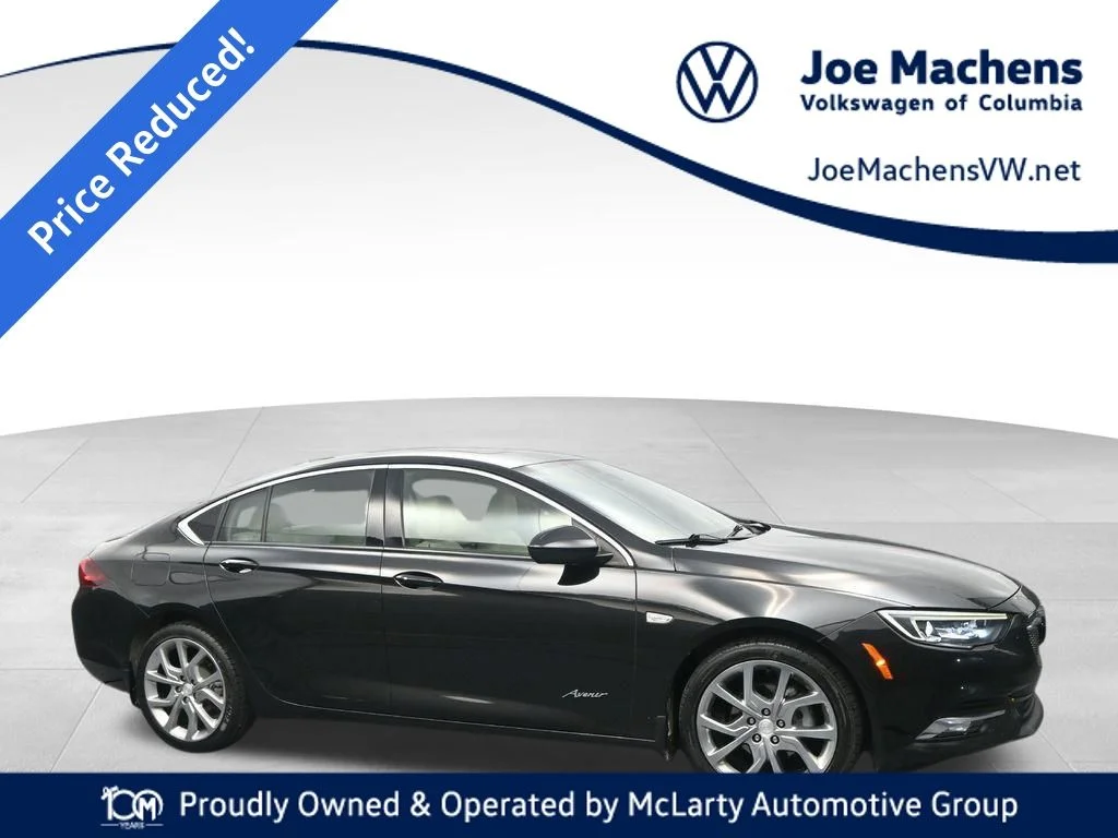 Used 2019 Black Buick Avenir image 1