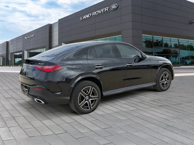 Used 2025  Mercedes-Benz GLC 300 Coupe image 5