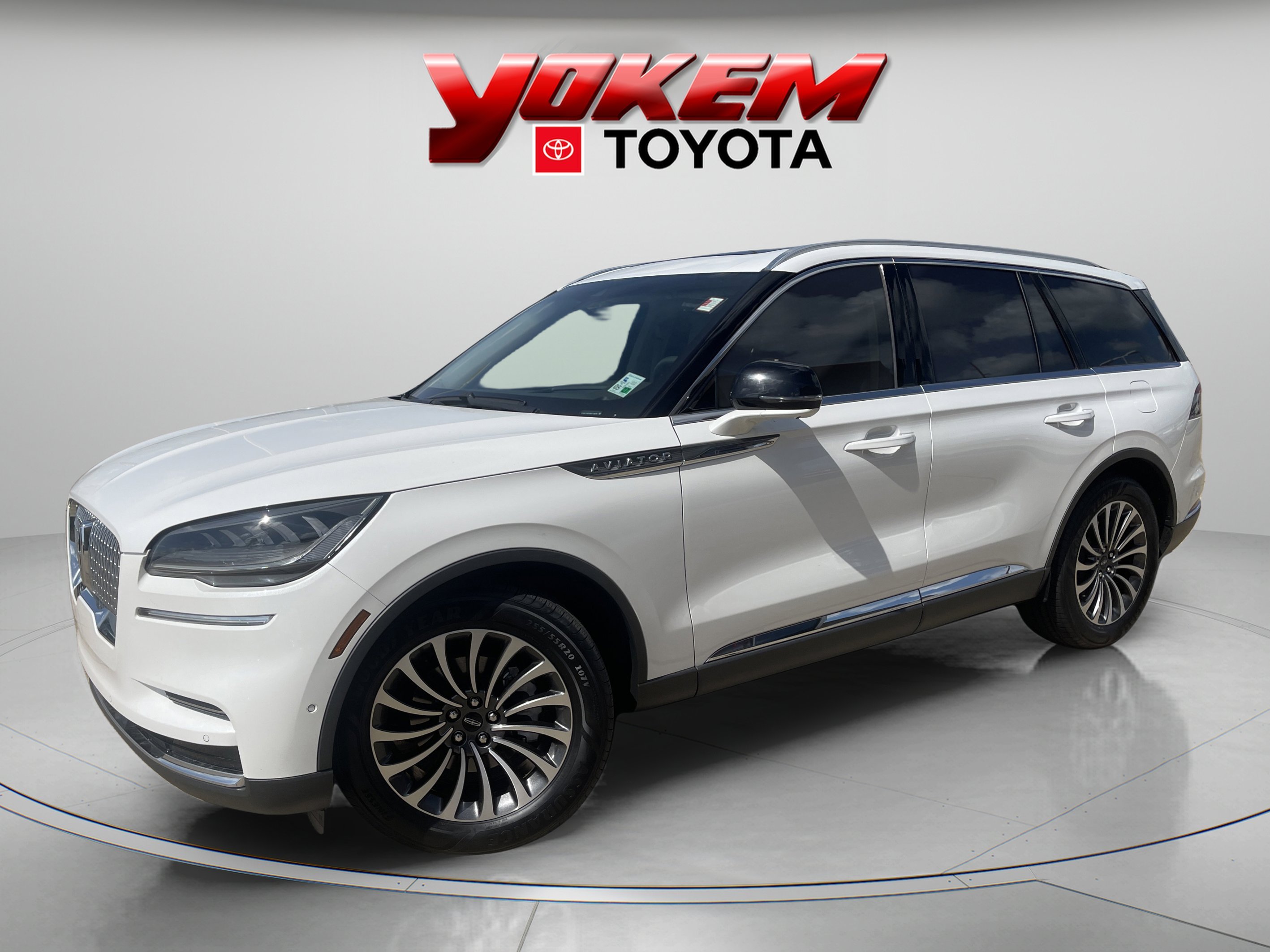2022 Lincoln Aviator Reserve RWD's photo