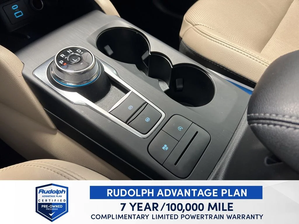 Used 2022 Black Ford SEL image 33