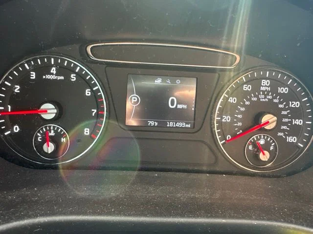 Used 2016 Black Kia LX image 13