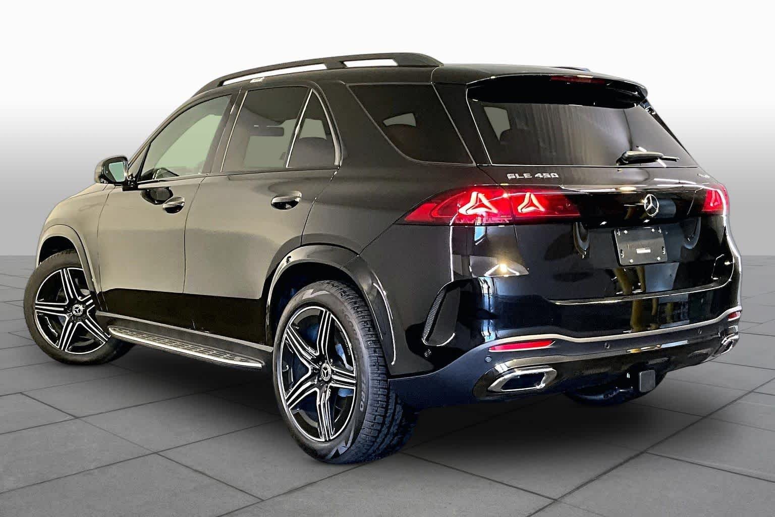 New 2027 Obsidian Black Metallic Mercedes-Benz GLE 450 image 3