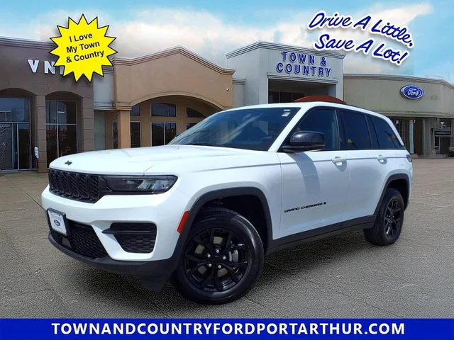 Pre-Owned 2024 Jeep Grand Cherokee Altitude