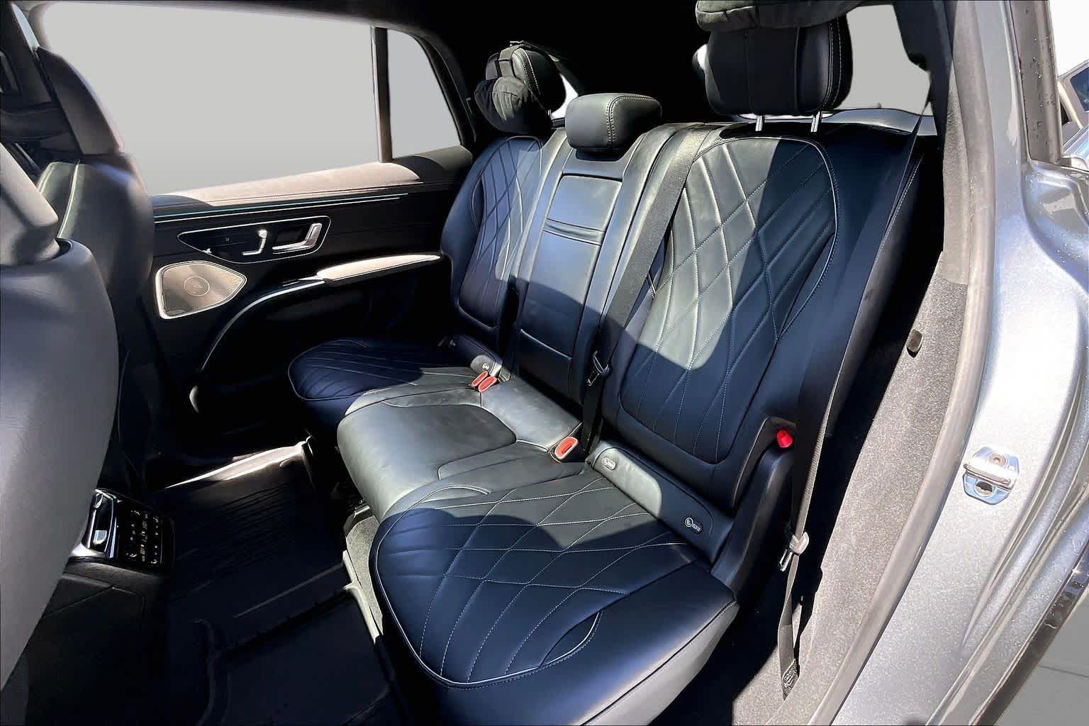 Used 2023 Selenite Grey Metallic Mercedes-Benz EQS 580 image 19