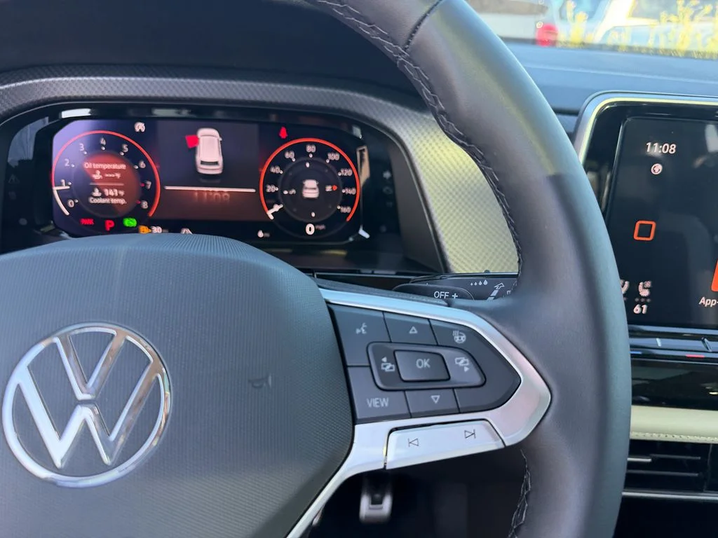 New 2026 Deep Black Pearl Volkswagen 2.0T Peak Edition image 19