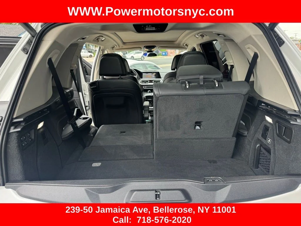 Used 2022 White BMW xDrive40i image 25