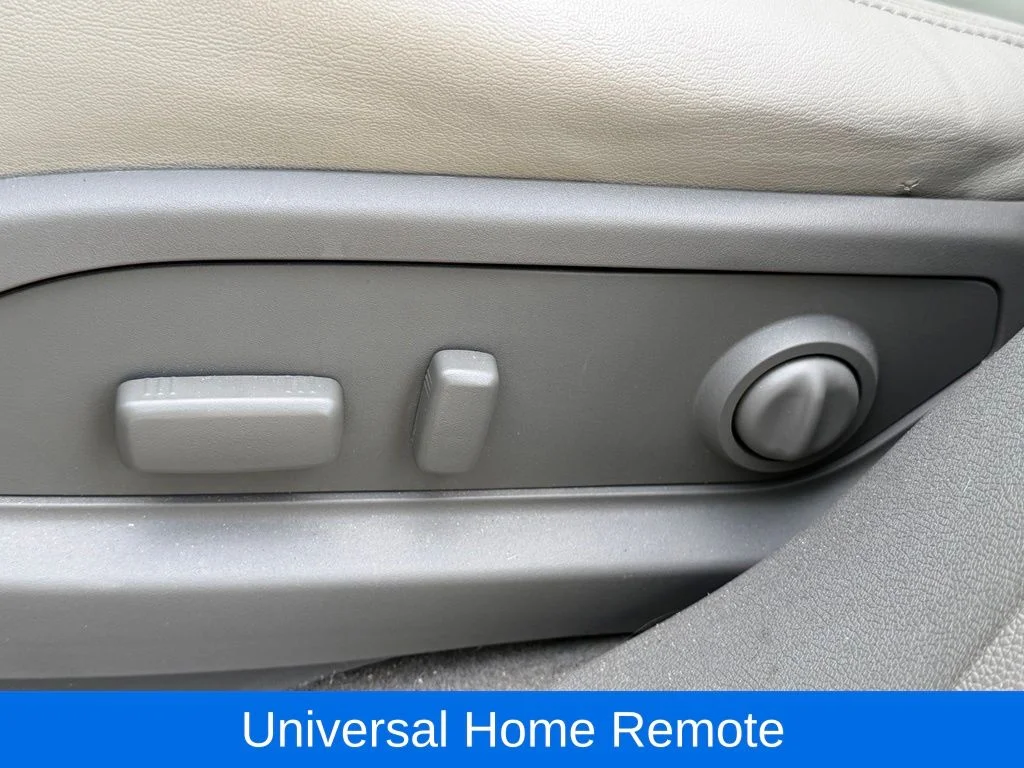 Used 2017 Gray Chevrolet Premier image 25