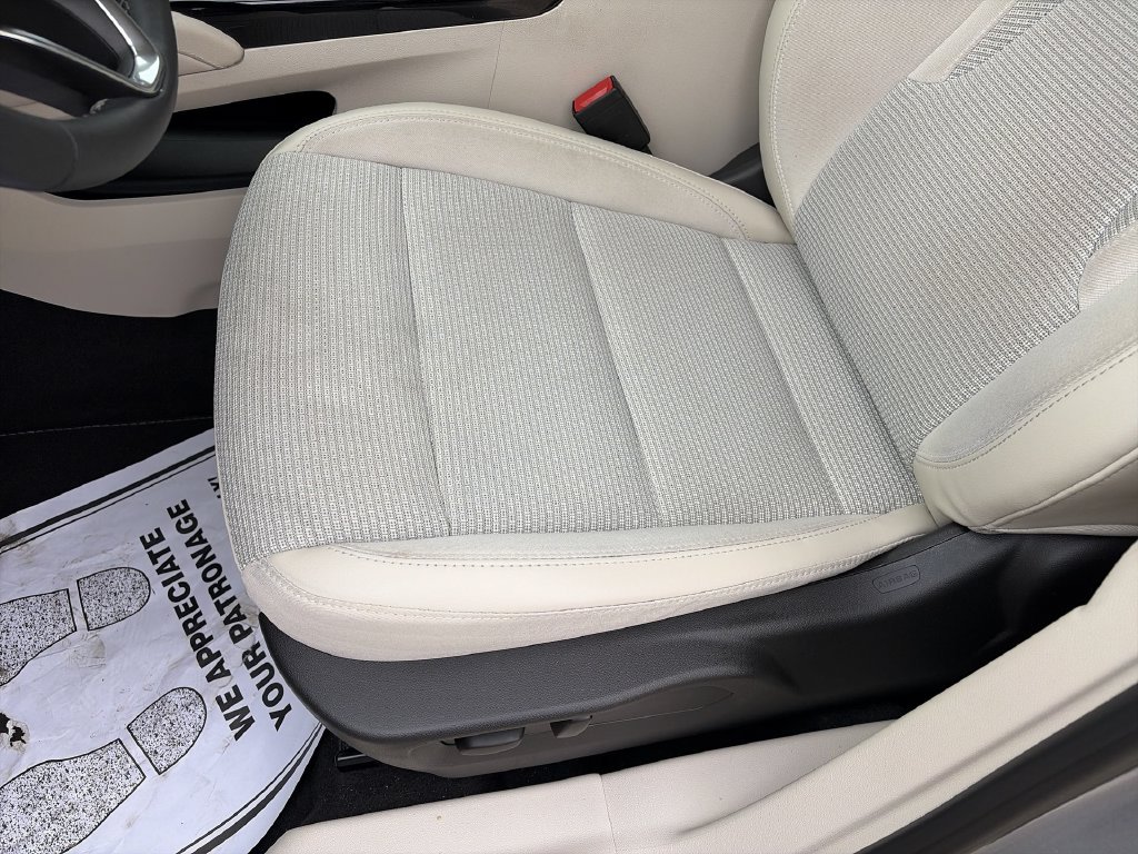 Used 2023 Gray Buick Preferred image 12
