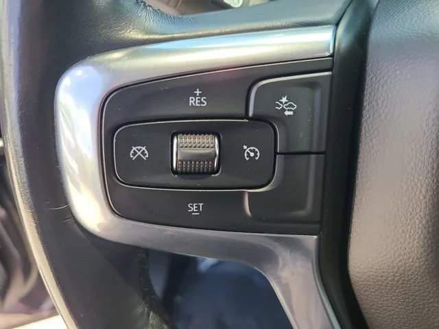 Used 2021 IRON GRAY METALLIC Chevrolet LT image 28