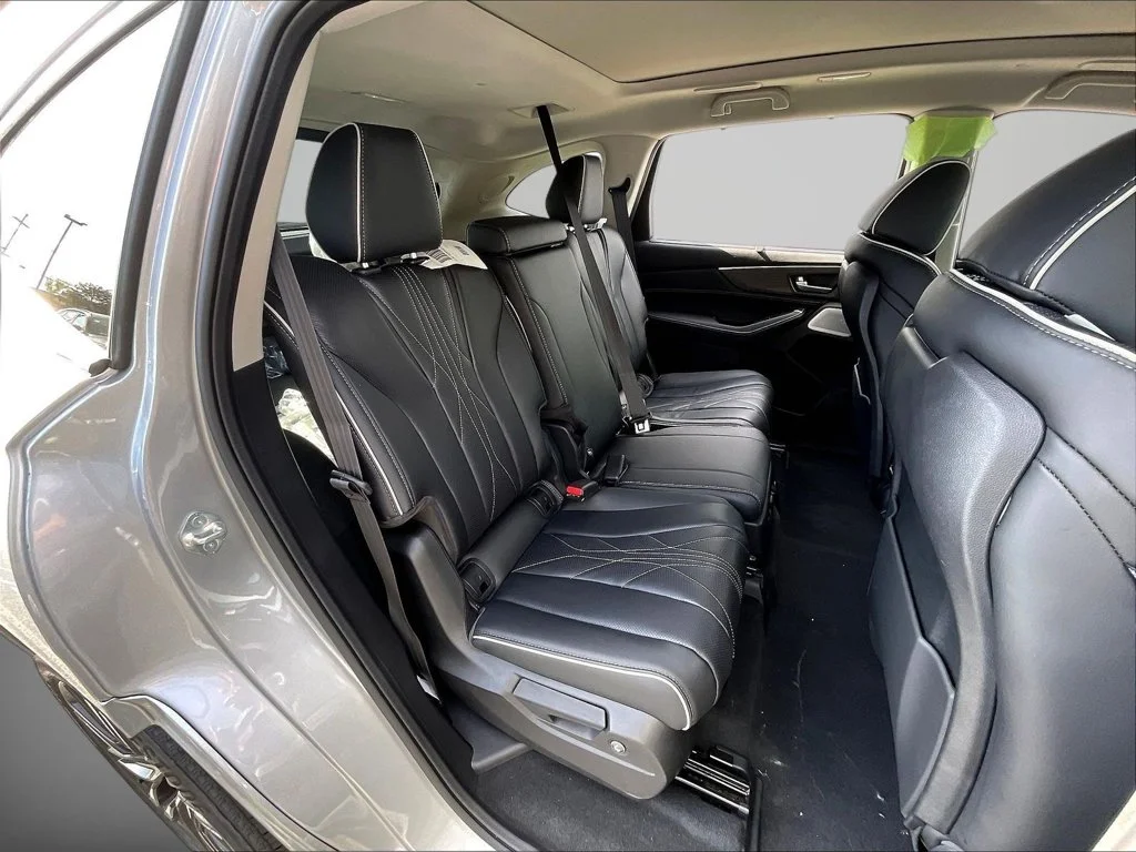 New 2026 Solar Silver Metallic Acura SH-AWD with Advance Package image 10