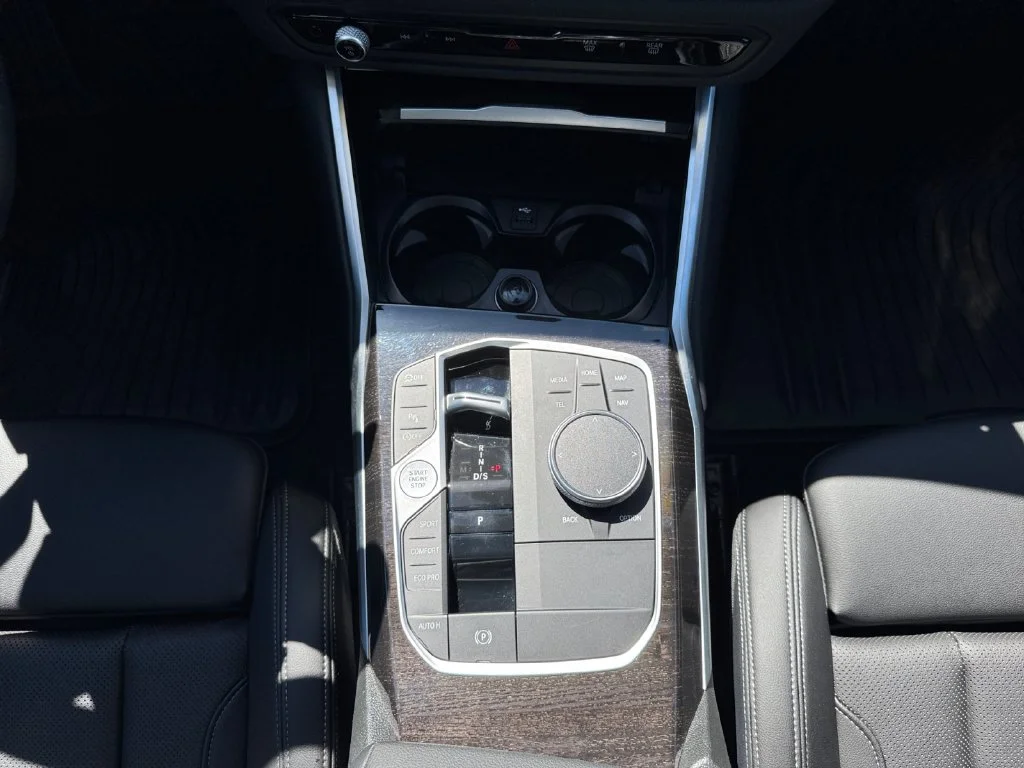 Used 2024 Black BMW 330i image 18