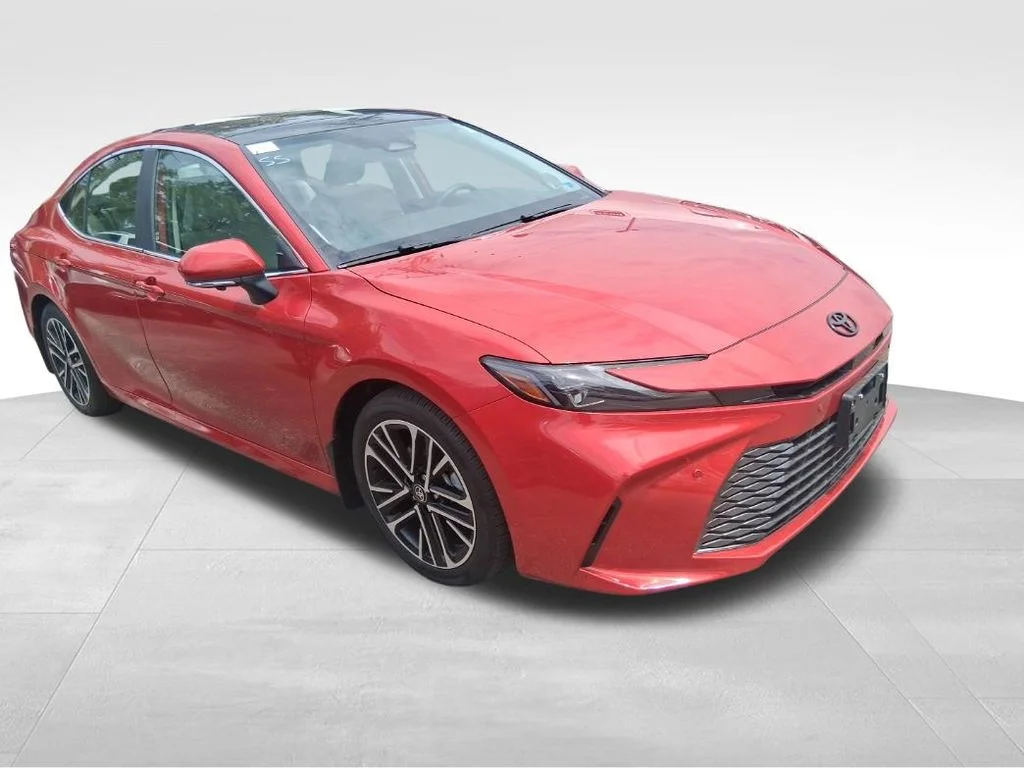 Used 2025 Red Toyota XLE image 15