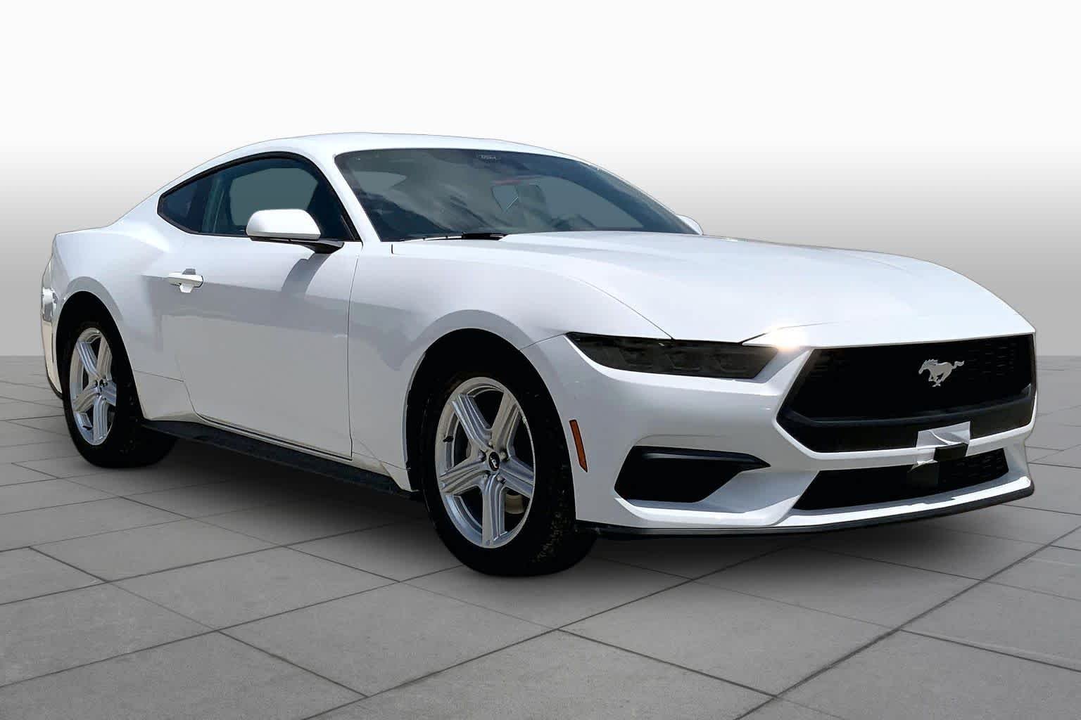 New 2026 Oxford White Ford EcoBoost® Fastback image 2