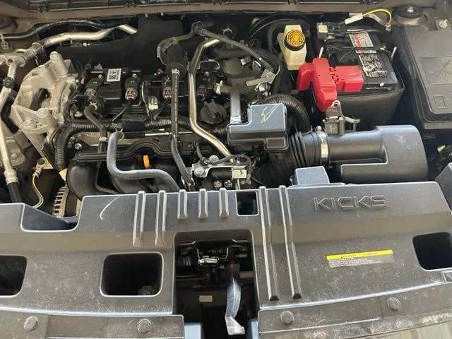 Used 2025 Brown Nissan SV image 29