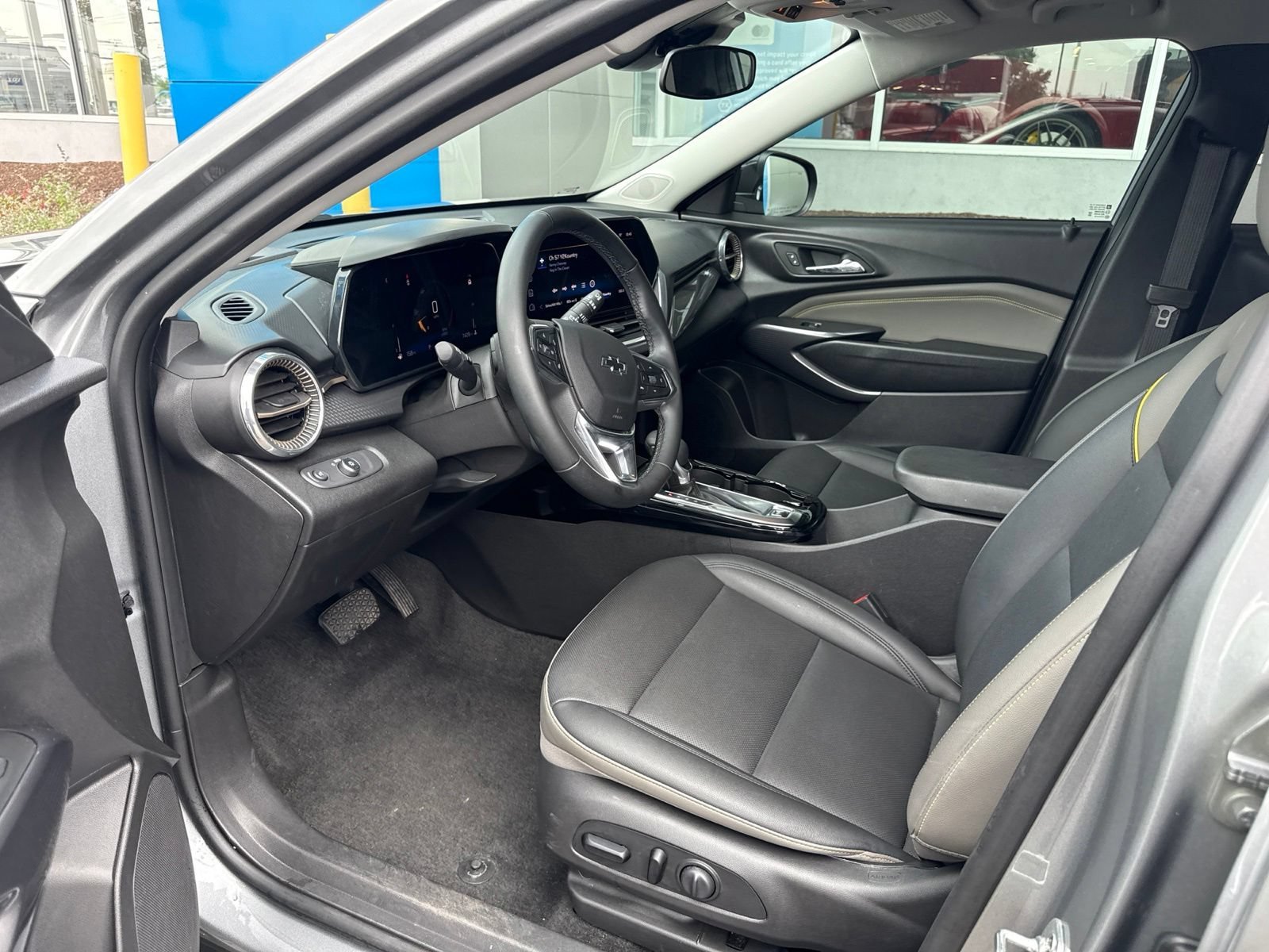 2025 Chevrolet Trax Activ - Photo 18