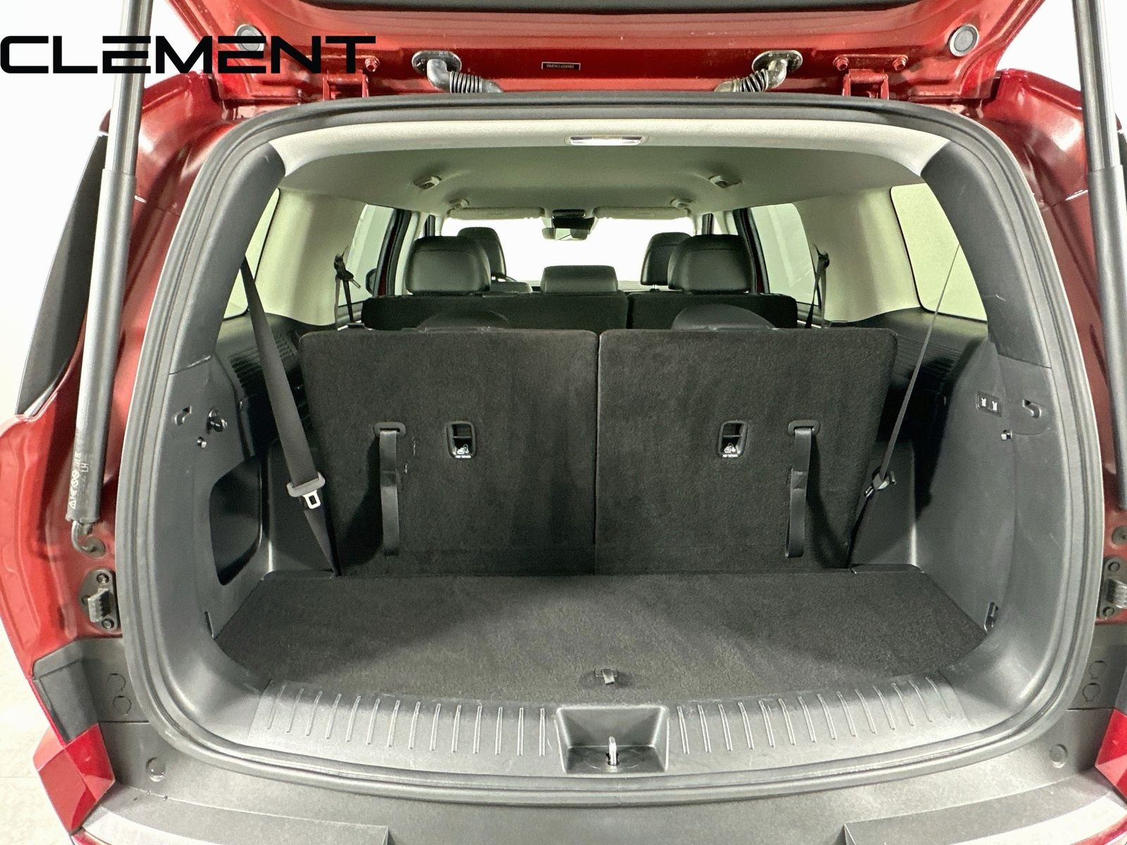 Certified Used 2025 Red Hyundai SEL image 11