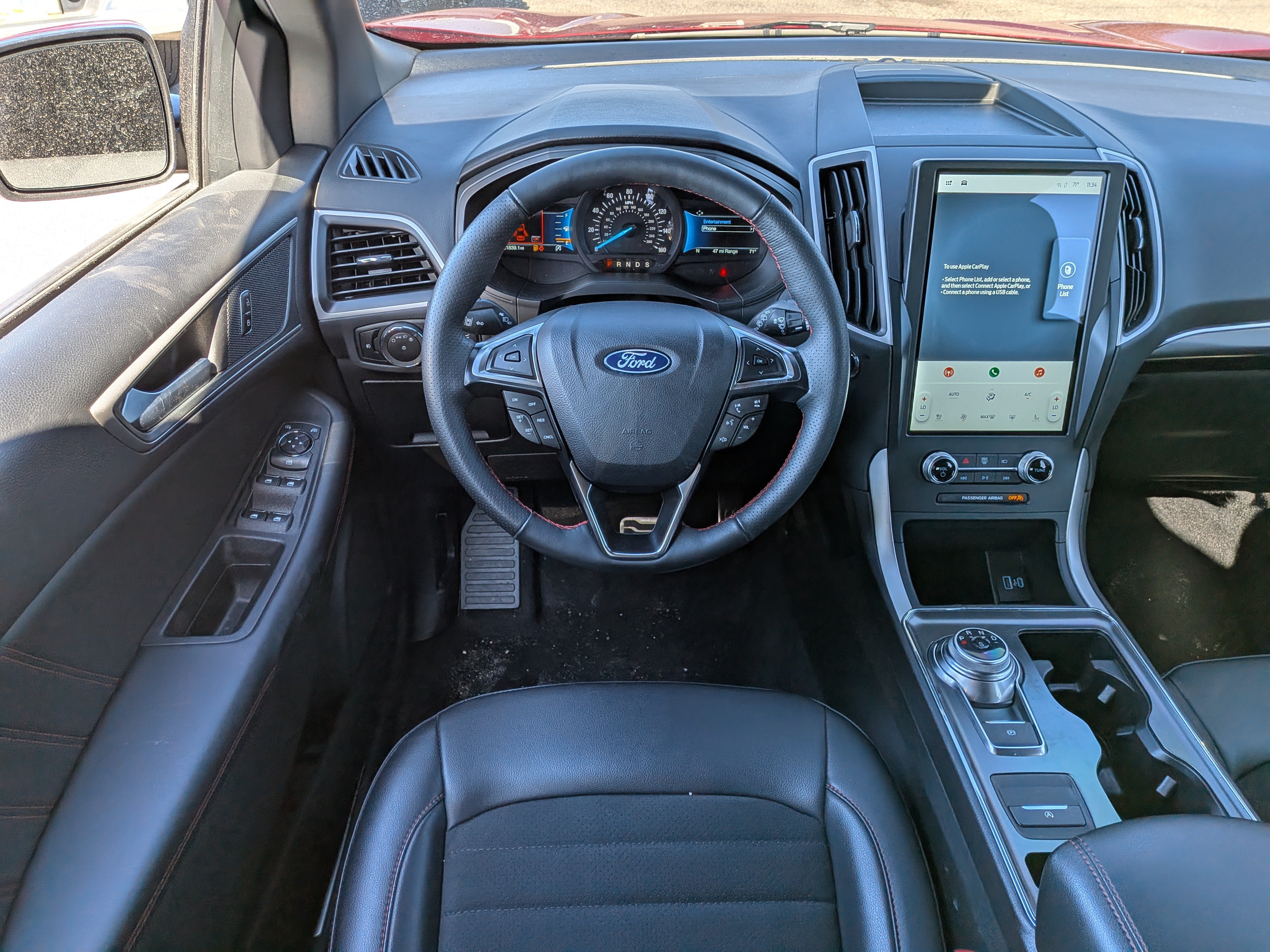 Used 2024 Rapid Red Metallic Tinted Clearcoat Ford ST-Line image 19