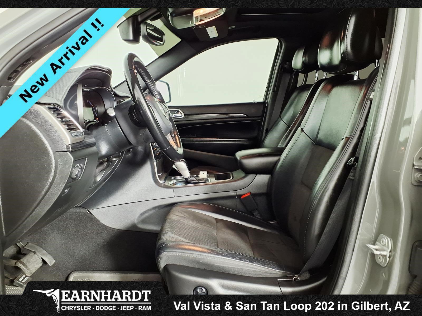 Used 2021 Sting-Gray Clearcoat Jeep Laredo X image 17
