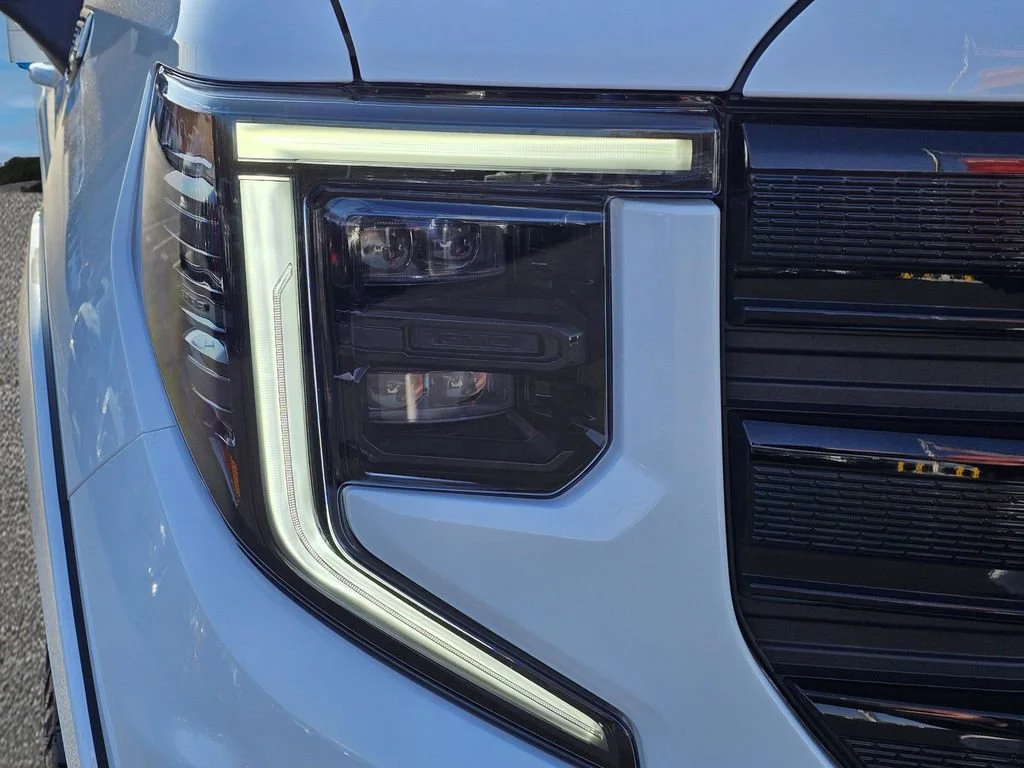 New 2026 Summit White GMC Elevation image 4