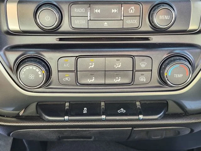 Used 2019 BLACK Chevrolet LT image 29