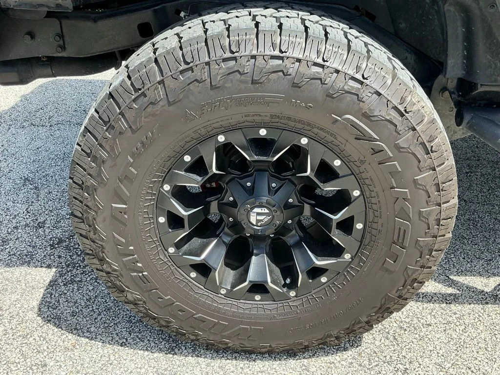Used 2017 Black Jeep Sport image 22