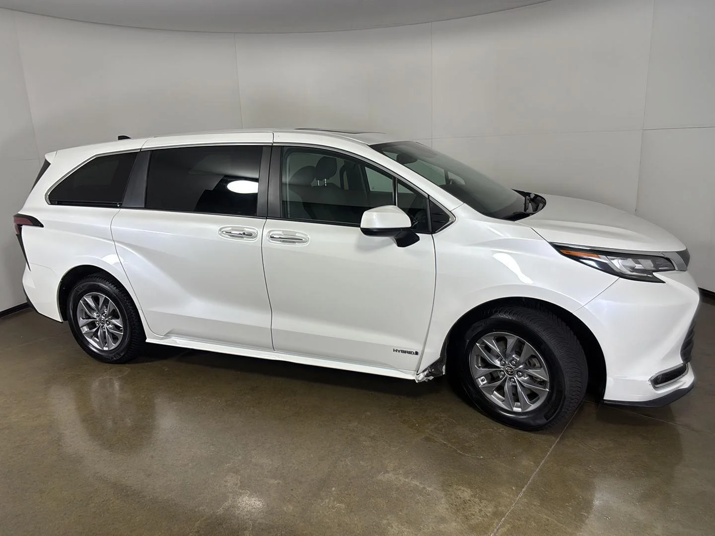 Certified Used 2021 Blizzard Pearl Toyota XLE image 9