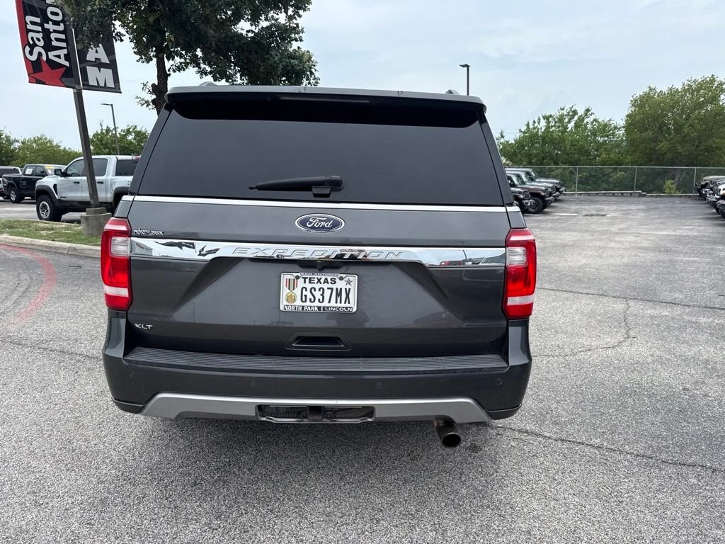 Used 2019 Gray Ford XLT image 9