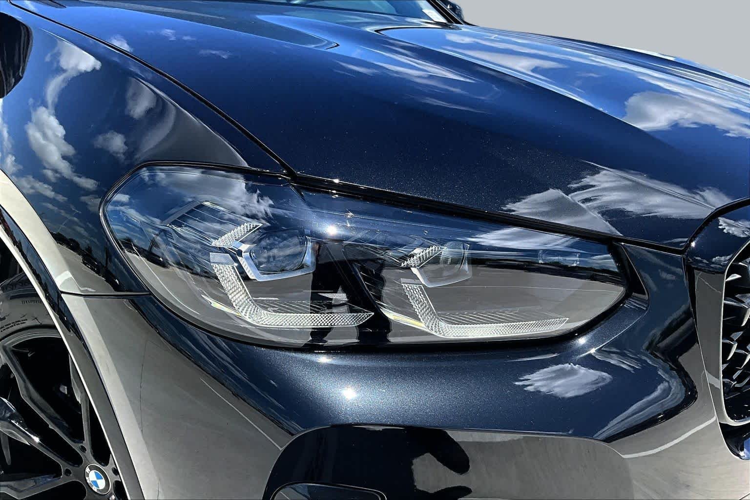 Used 2024 Black Sapphire Metallic BMW xDrive30i image 26