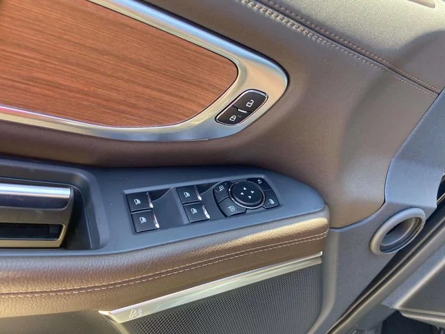 New 2026 Agate Black Metallic Ford King Ranch image 12