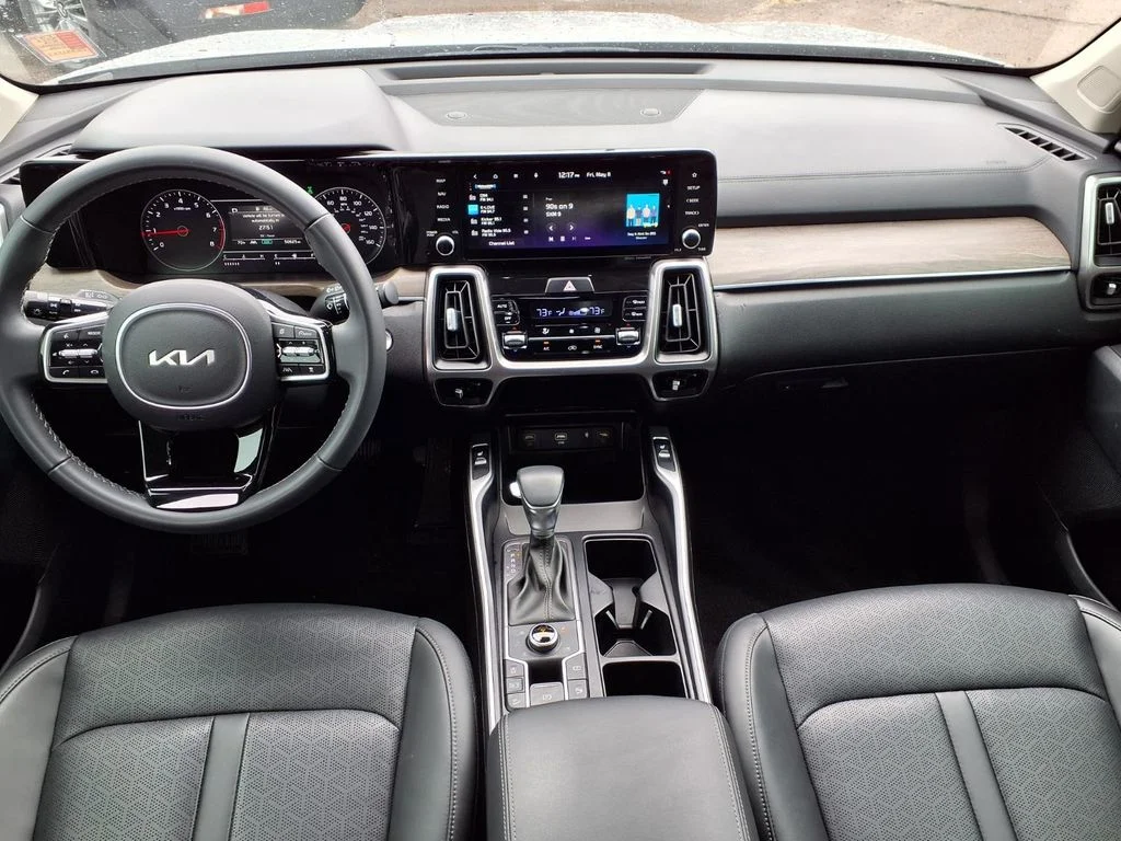 Used 2023 Gray Kia X-Line EX image 3