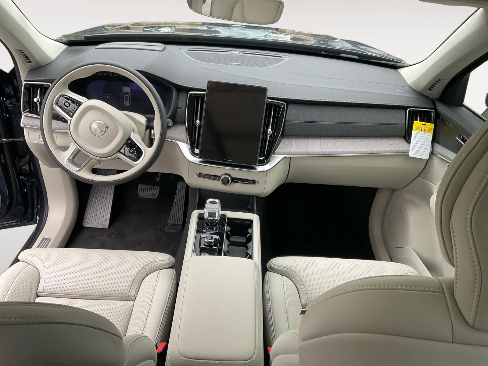 2026 Volvo XC90 Ultra - Photo 10