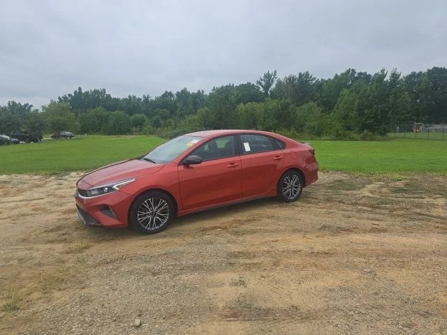 Used 2023 Red Kia GT-Line image 3