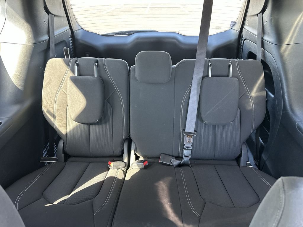 Used 2023 White Chrysler Touring image 28
