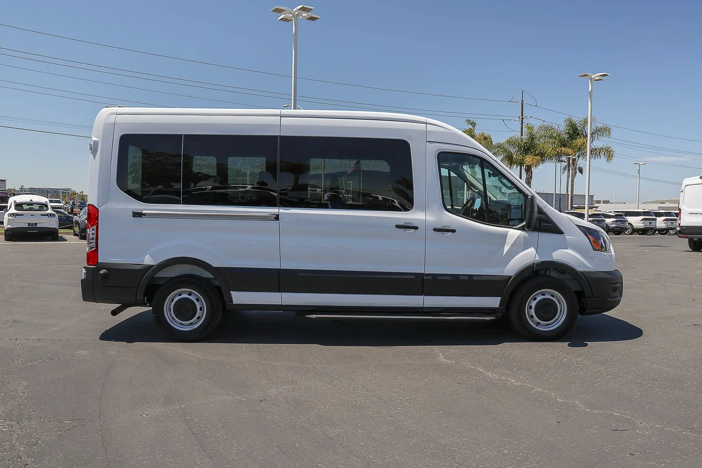 New 2026 Oxford White Ford Passenger Van XL image 3