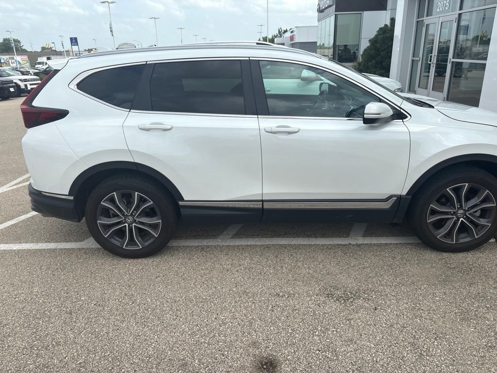 Used 2022 White Honda Touring image 5