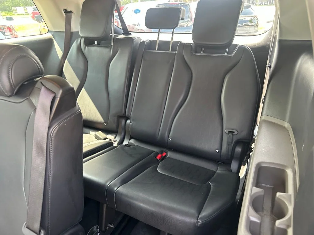 Used 2025 Gray Kia LXS image 24