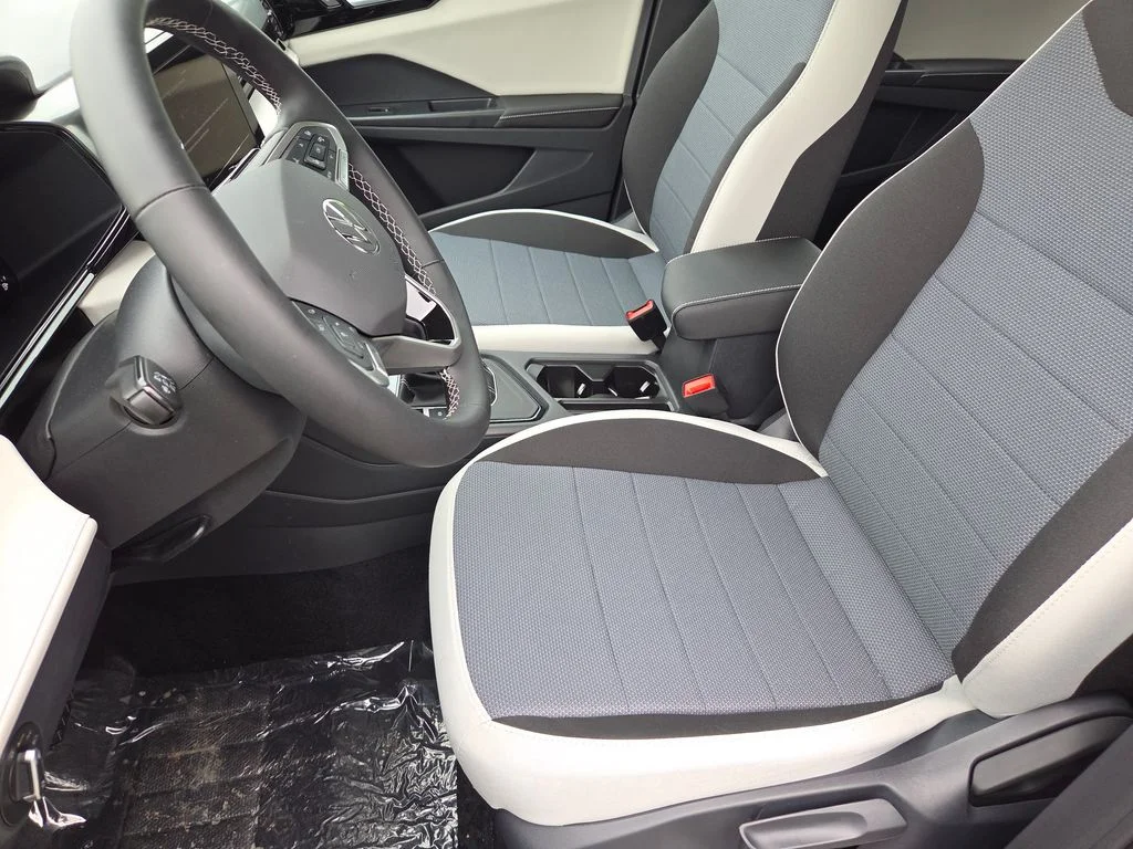 New 2026 Platinum Gray Metallic Volkswagen 1.5T S image 11