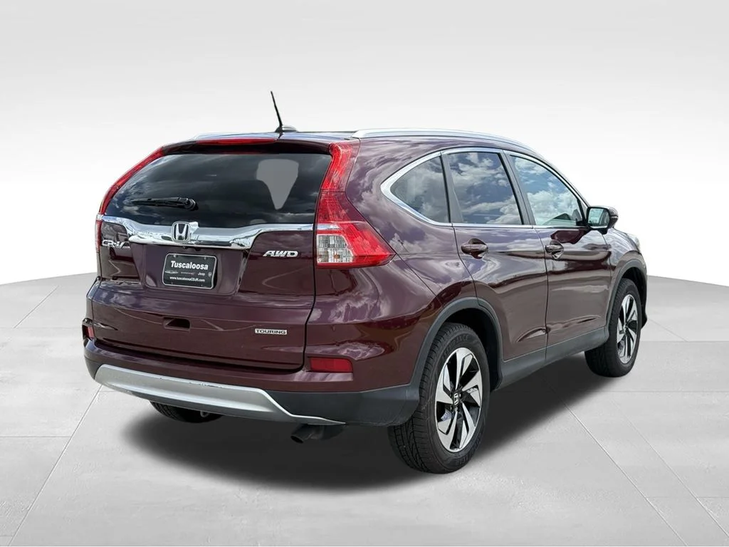 Used 2016 Red Honda Touring image 5