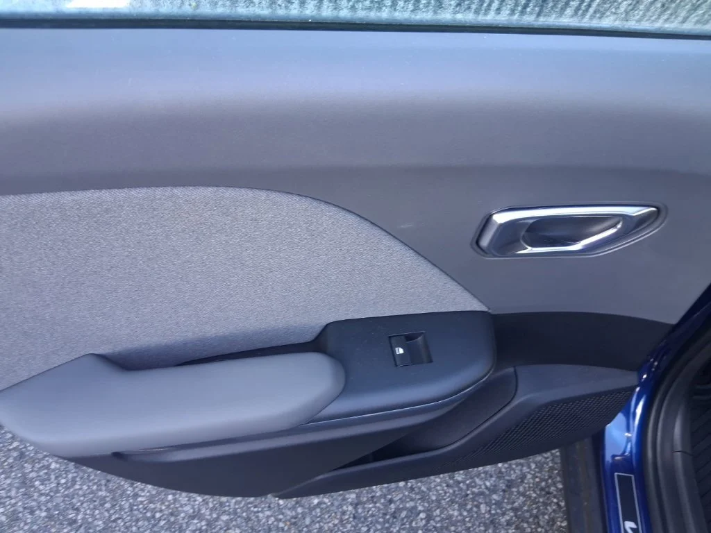 Certified Used 2025 Blue Kia EX image 18