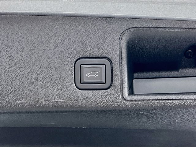 2023 GMC Terrain SLE - Photo 27