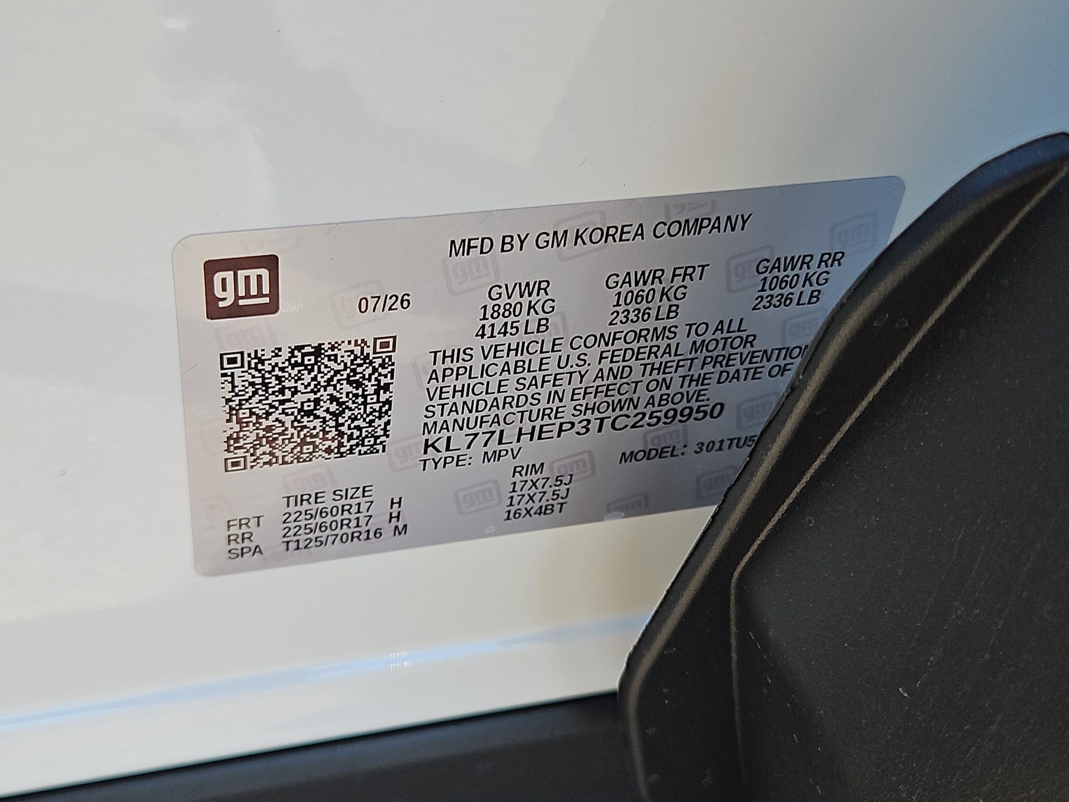 New 2026 Summit White Chevrolet LT image 15