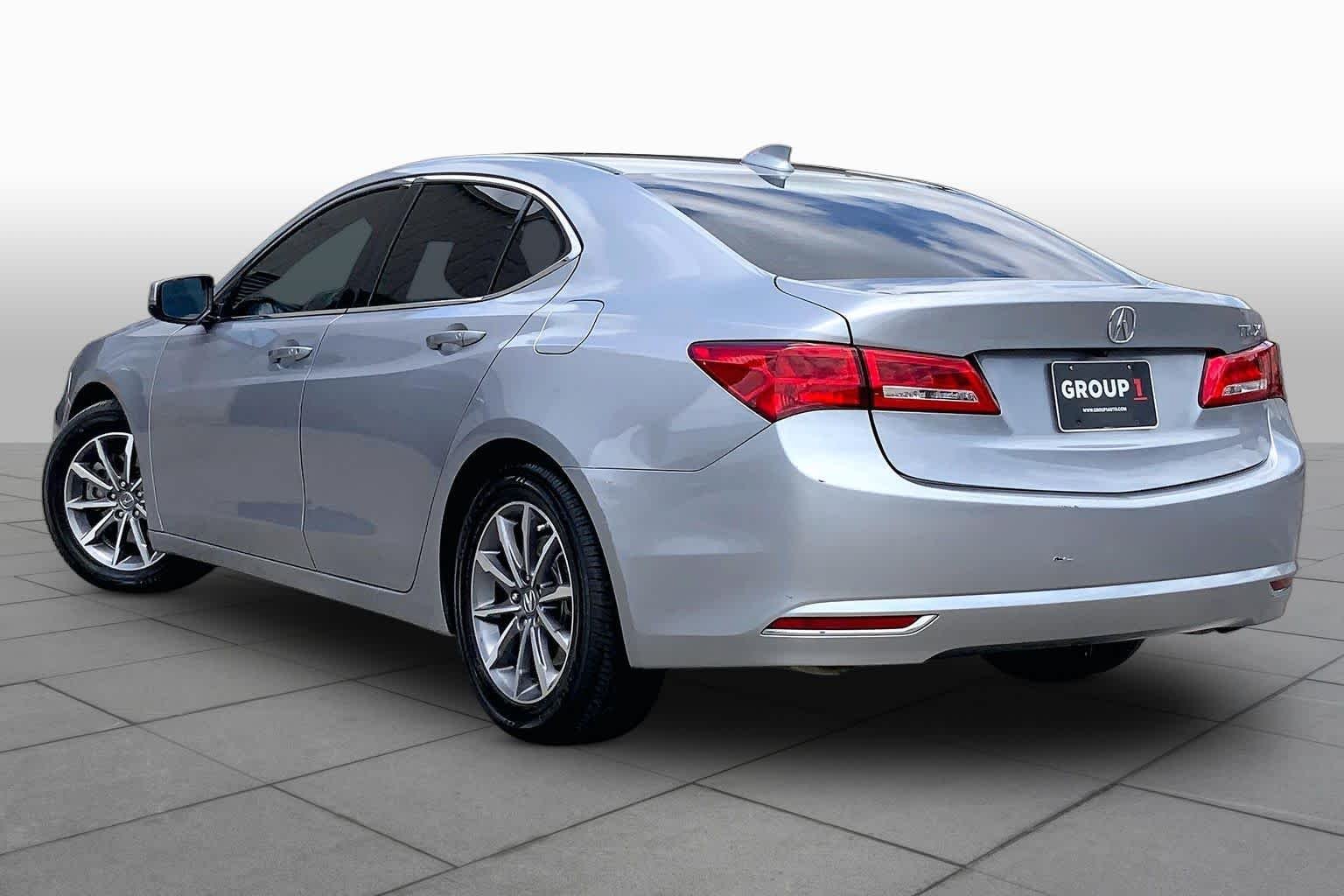Used 2020 Lunar Silver Metallic Acura w/Technology Pkg image 12