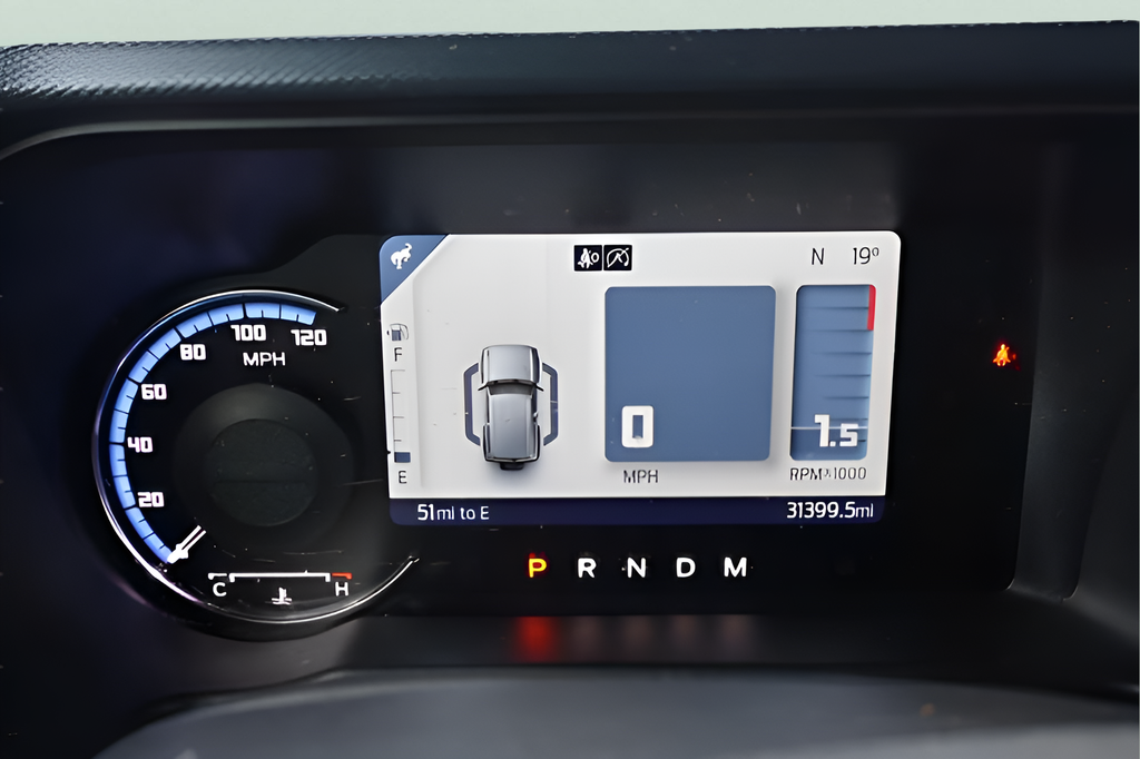 Used 2023 Silver Ford Outer Banks image 18