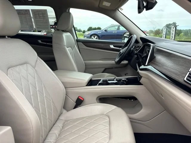 Used 2024 White Volkswagen 2.0T SEL Premium R-Line image 45